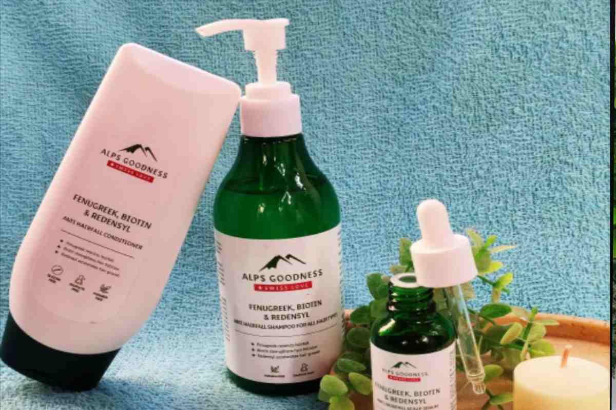 Alps Goodness Shampoo – Aloe Vera, Almond Oil & Climbazole Anti-Dandruff Shampoo for Dry Scalp